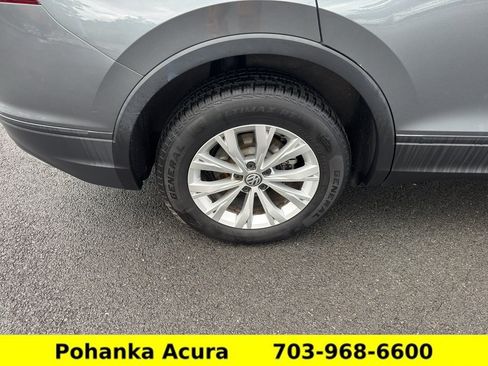 Used 2019 Volkswagen Tiguan SE AWD/4WD image 32