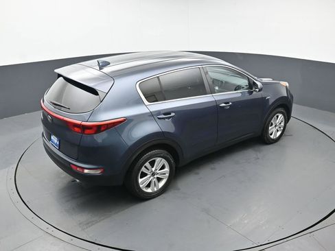 Used 2017 Kia Sportage LX image 40