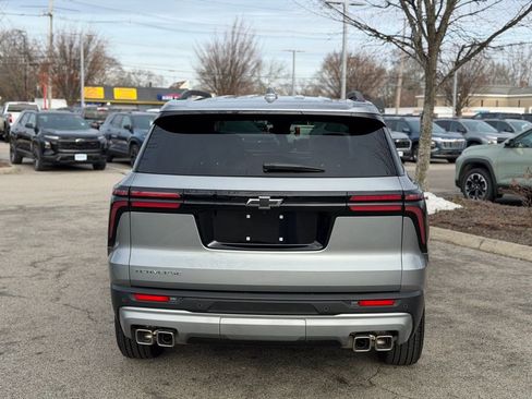 Used 2025 Chevrolet Traverse LT w/ LPO, Floor Liner Package image 6
