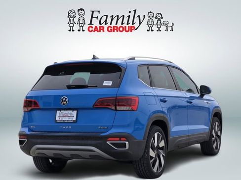 Used 2024 Volkswagen Taos SEL image 4