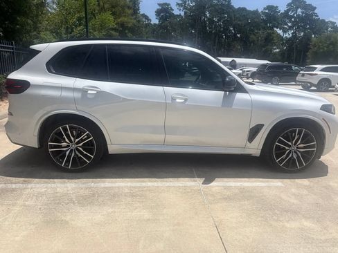 Used 2024 BMW X5 M60i AWD/4WD image 3