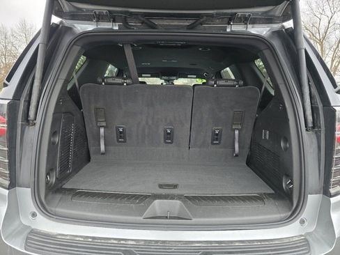 Used 2025 Chevrolet Tahoe LT image 13