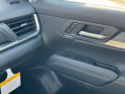 New 2026 GMC Terrain Elevation image 32