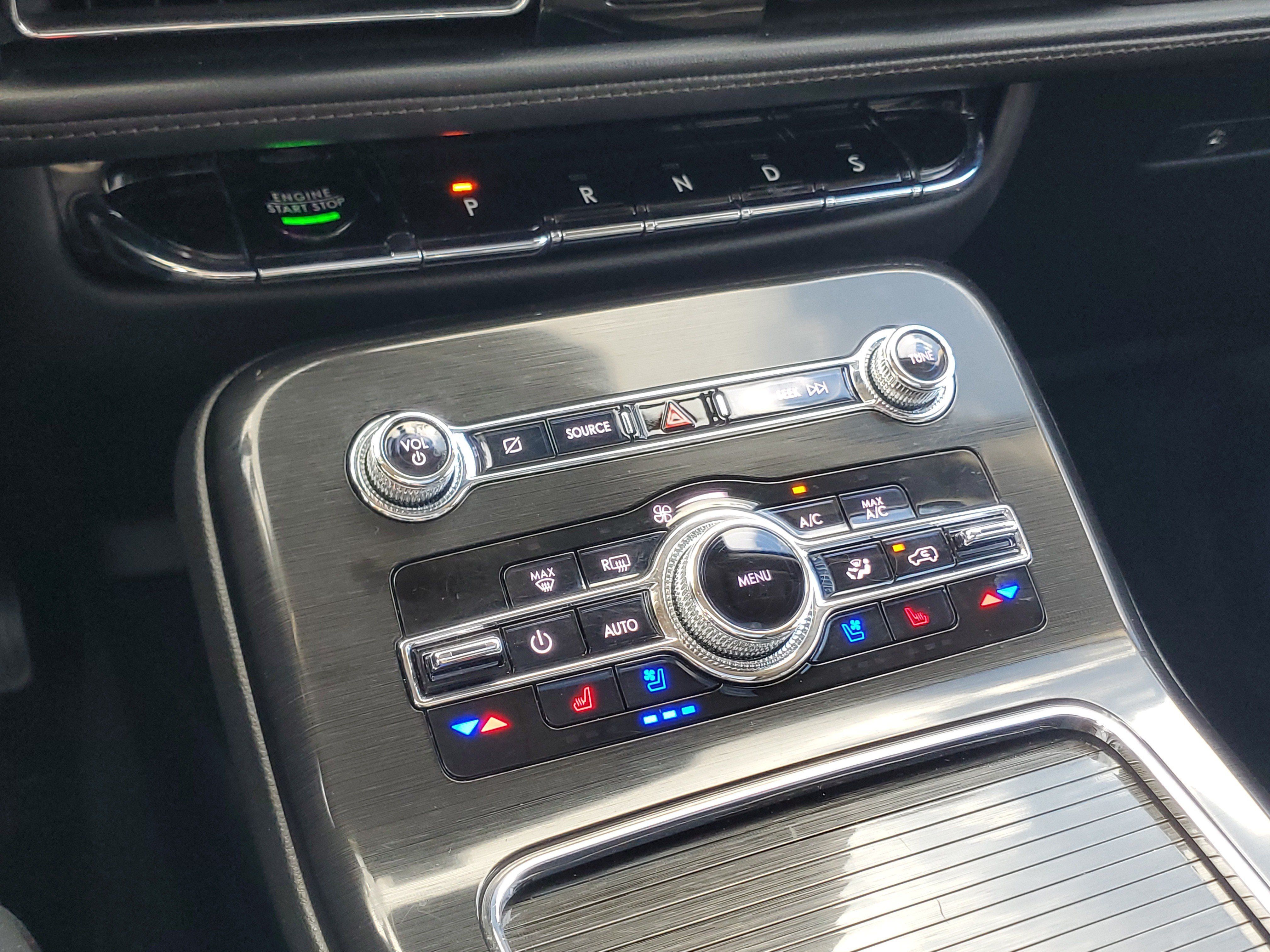 Certified 2022 Lincoln Nautilus Reserve AWD/4WD image 18