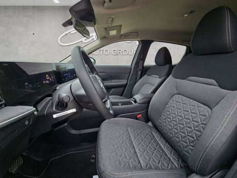 New 2026 Nissan Kicks SV FWD image 19
