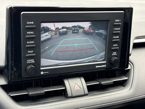 Used 2021 Toyota RAV4 XLE FWD image 22