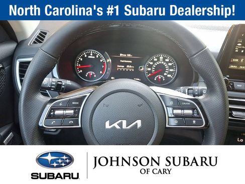 Used 2022 Kia Seltos SX w/ Sunroof Package AWD/4WD image 18