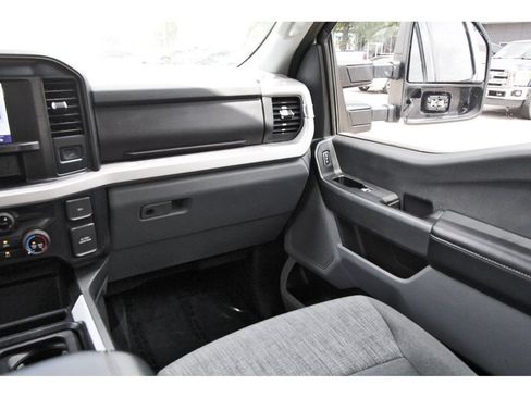 Used 2025 Ford F250 XLT w/ FX4 Off-Road Package AWD/4WD image 10