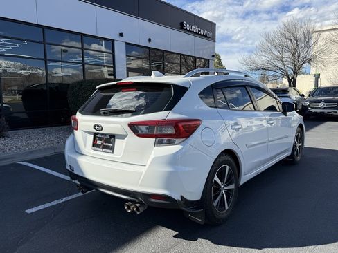 Used 2022 Subaru Impreza Premium image 7