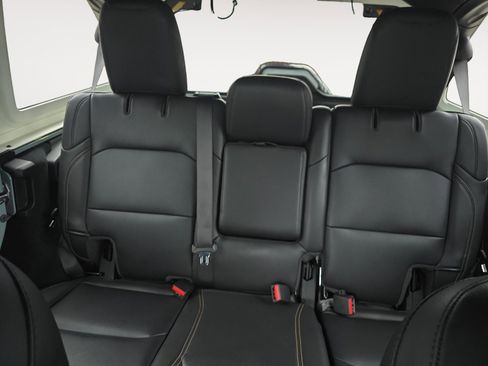 Used 2024 Jeep Wrangler Sahara w/ Technology Group image 22