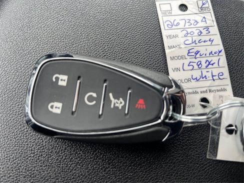 Used 2023 Chevrolet Equinox LT image 35