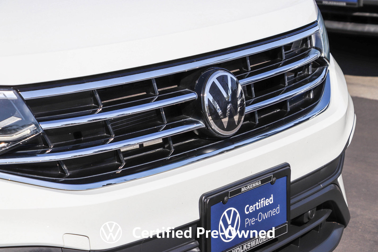 Used 2024 Volkswagen Tiguan SE AWD/4WD image 6