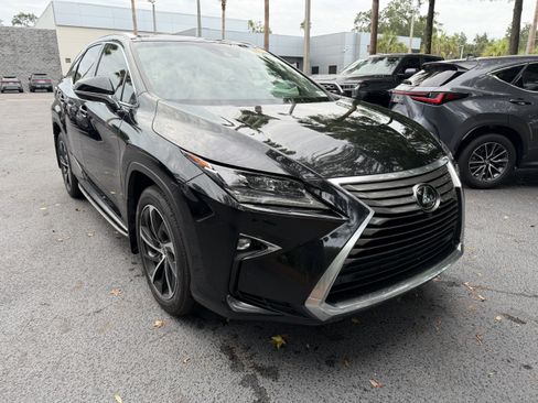 Used 2017 Lexus RX 350 AWD w/ Luxury Package image 2