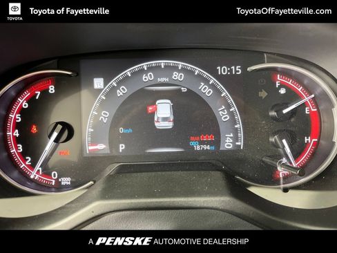 Certified 2025 Toyota RAV4 LE FWD image 31