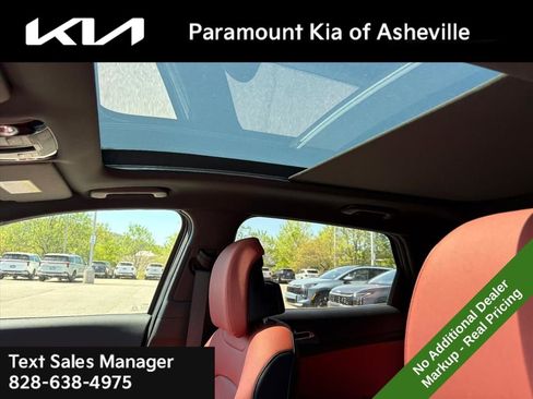 New 2026 Kia Sportage SX Prestige AWD/4WD image 15
