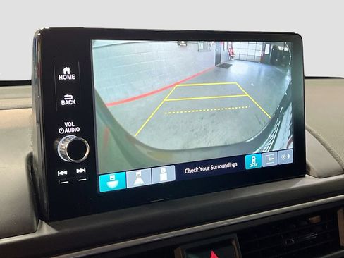 Used 2025 Honda Pilot EX-L image 13