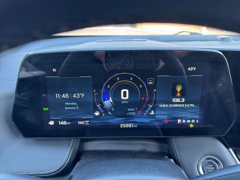 Used 2025 Chevrolet Equinox LT image 29