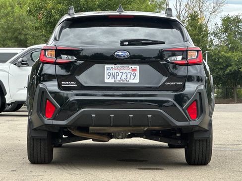 Used 2024 Subaru Crosstrek 2.0i Premium AWD/4WD image 5