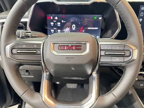 New 2026 GMC Canyon Elevation w/ Convenience Package image 14