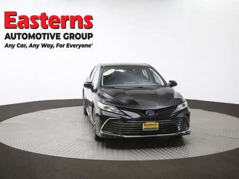 Used 2022 Toyota Camry XLE image 51