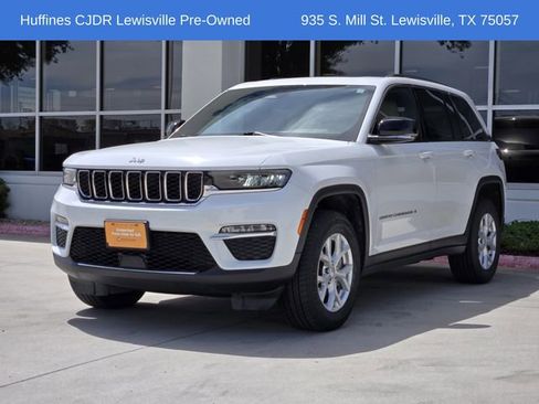 Used 2023 Jeep Grand Cherokee Limited image 3