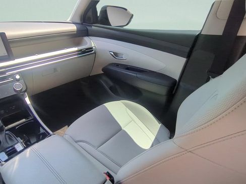 Used 2025 Hyundai Tucson SEL FWD image 13