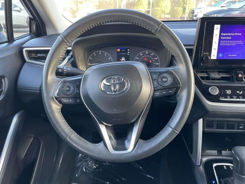 Used 2024 Toyota Corolla Cross LE FWD image 25