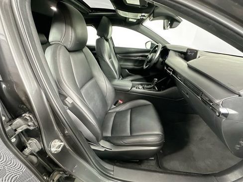 Used 2023 MAZDA MAZDA3 s image 28