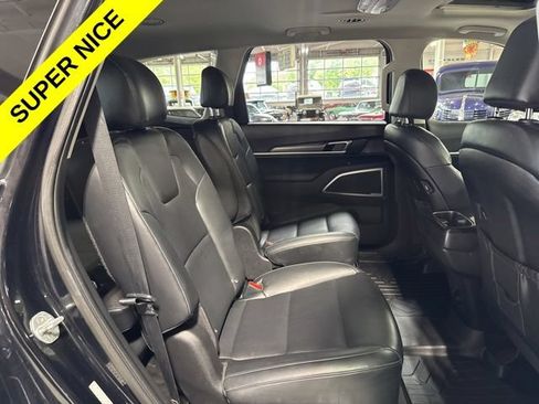 Used 2022 Kia Telluride S AWD/4WD image 38
