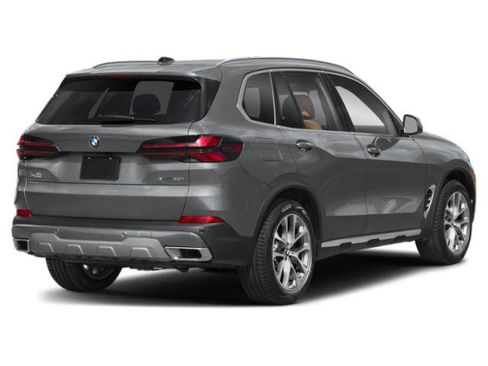 Used 2026 BMW X5 sDrive40i w/ Executive Package RWD image 2