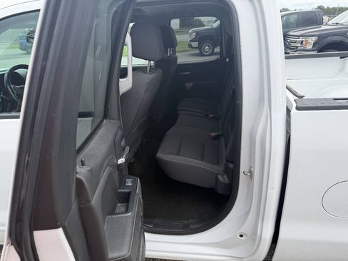 Used 2018 Chevrolet Silverado 1500 LT w/ All Star Edition AWD/4WD image 17