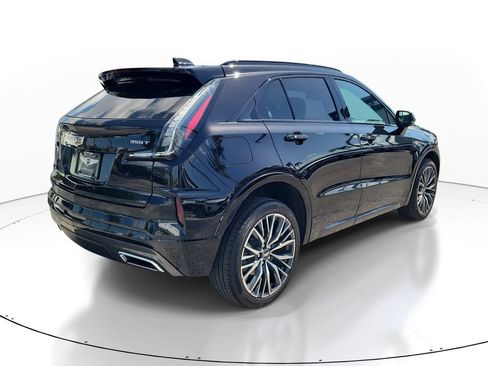 Used 2024 Cadillac XT4 Sport FWD image 2