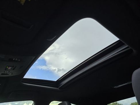 Used 2021 Lexus IS 350 F Sport RWD image 23