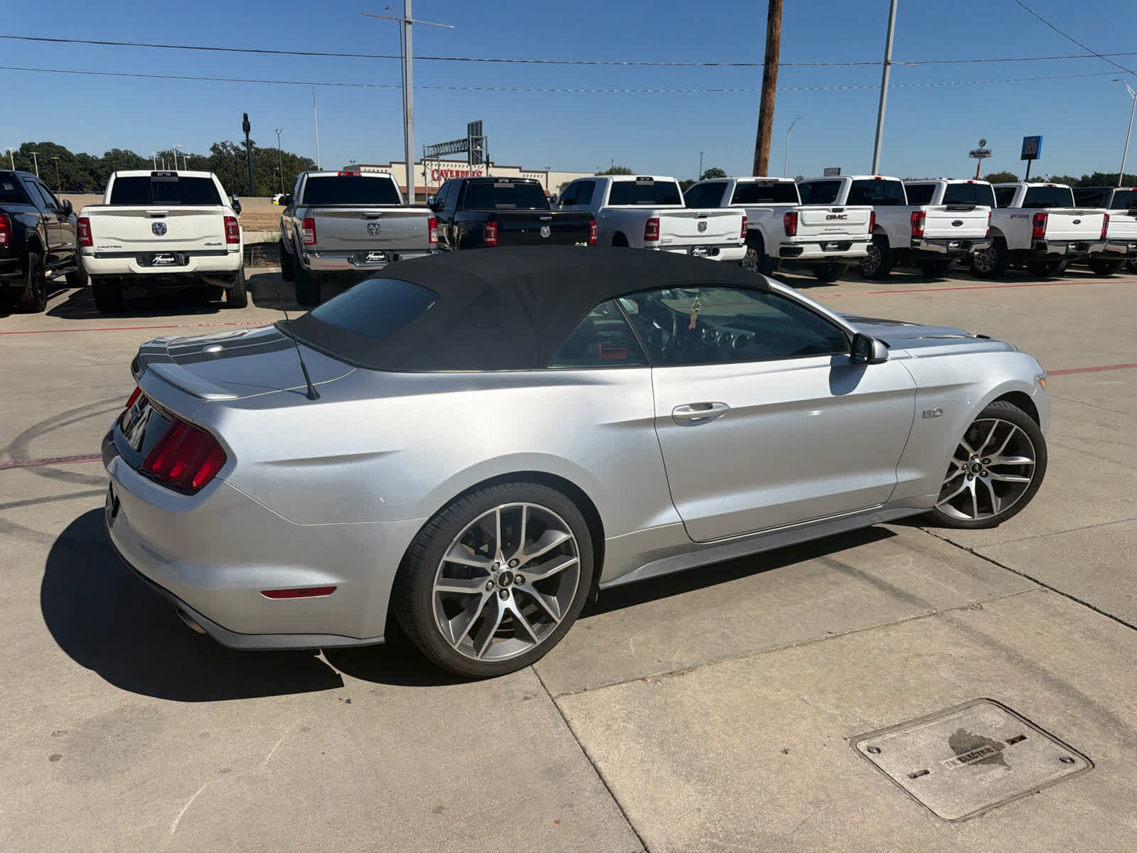 Used 2015 Ford Mustang GT Premium w/ Equipment Group 401A RWD image 4
