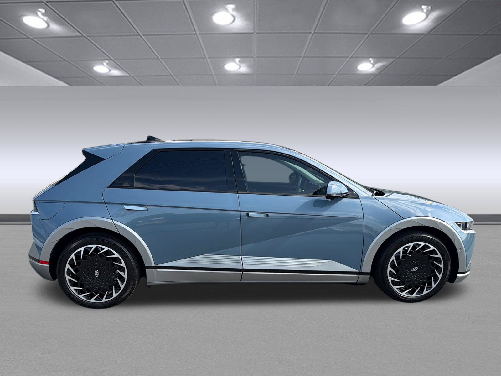 Certified 2023 Hyundai Ioniq 5 Limited AWD/4WD image 4