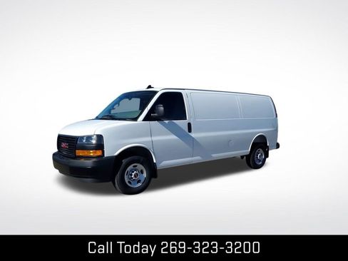 New 2025 GMC Savana 3500 Extended w/ Driver Convenience Package image 5