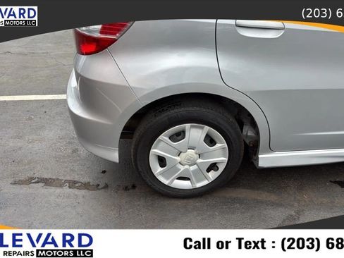 Used 2012 Honda Fit Sport image 11