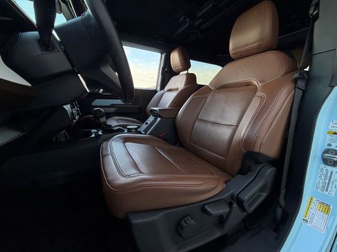 Used 2023 Ford Bronco Heritage Edition image 5