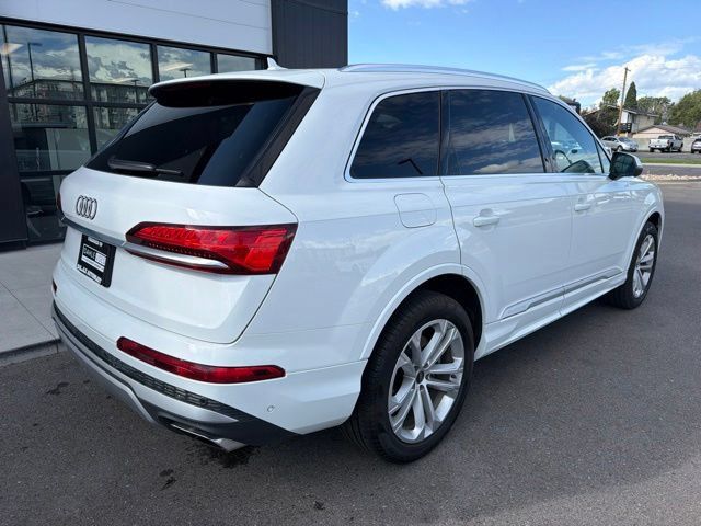Used 2025 Audi Q7 3.0T Premium Plus AWD/4WD image 10