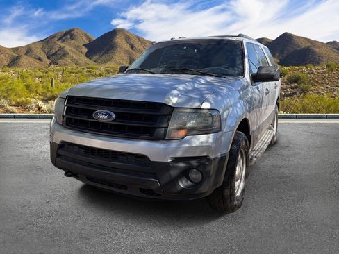 Used 2016 Ford Expedition XL RWD image 2