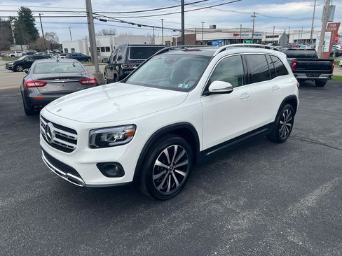 Used 2022 Mercedes-Benz GLB 250 4MATIC image 1