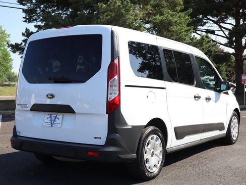 Used 2016 Ford Transit Connect XL FWD image 5