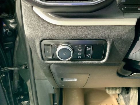 Used 2023 Ford Explorer XLT w/ Equipment Group 202A image 23