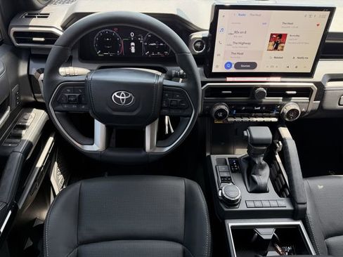 New 2026 Toyota 4Runner Limited AWD/4WD image 12