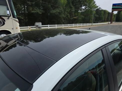 Used 2019 Volkswagen Jetta SE w/ Cold Weather Package image 12