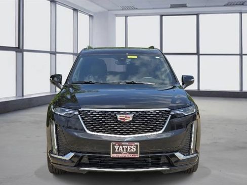 Used 2024 Cadillac XT6 Premium Luxury w/ LPO, Floor Liner Package AWD/4WD image 2