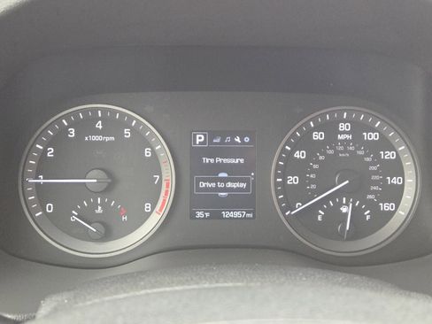 Used 2017 Hyundai Tucson SE image 23