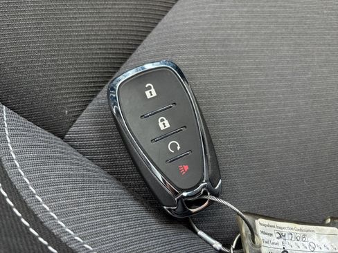 Used 2025 Chevrolet Blazer LT FWD image 22