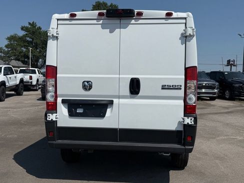 Used 2026 RAM ProMaster 2500 FWD image 6