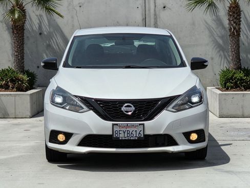 Used 2018 Nissan Sentra SR w/ SR Midnight Edition Package FWD image 3